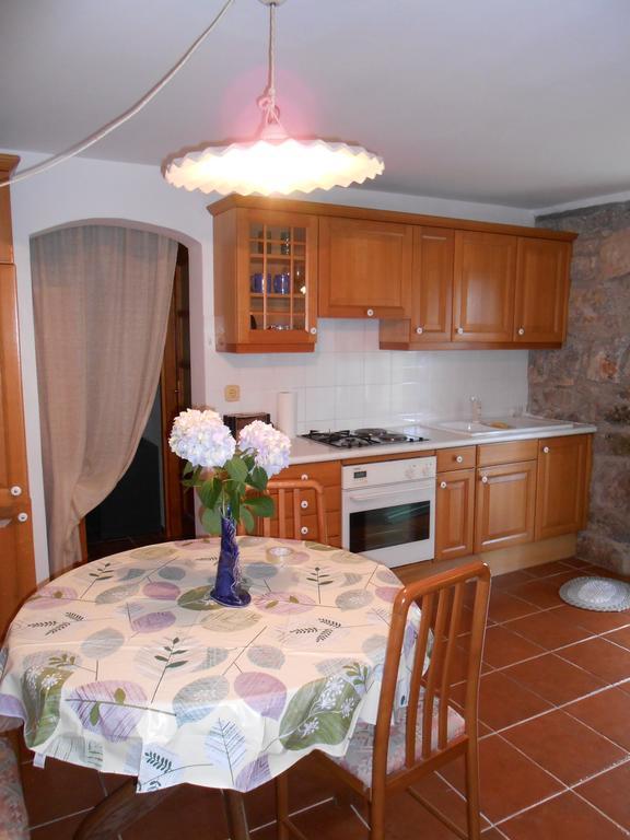 Tranquity Studio Apartment Ika 로브란 외부 사진
